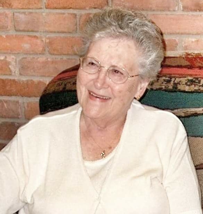 Julienne MacGregor View Photos Sturgeon Falls, Ontario Salon